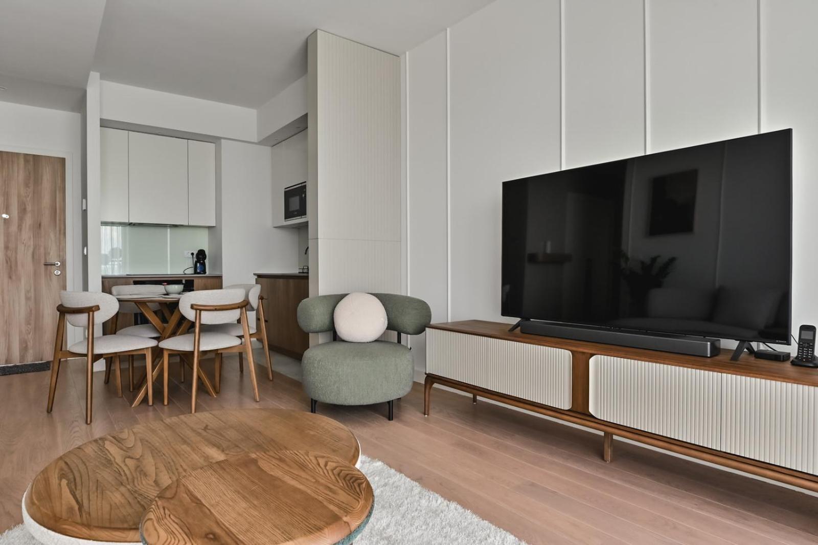 Escape - Waterfront Bw Aqua Apartment Belgrad