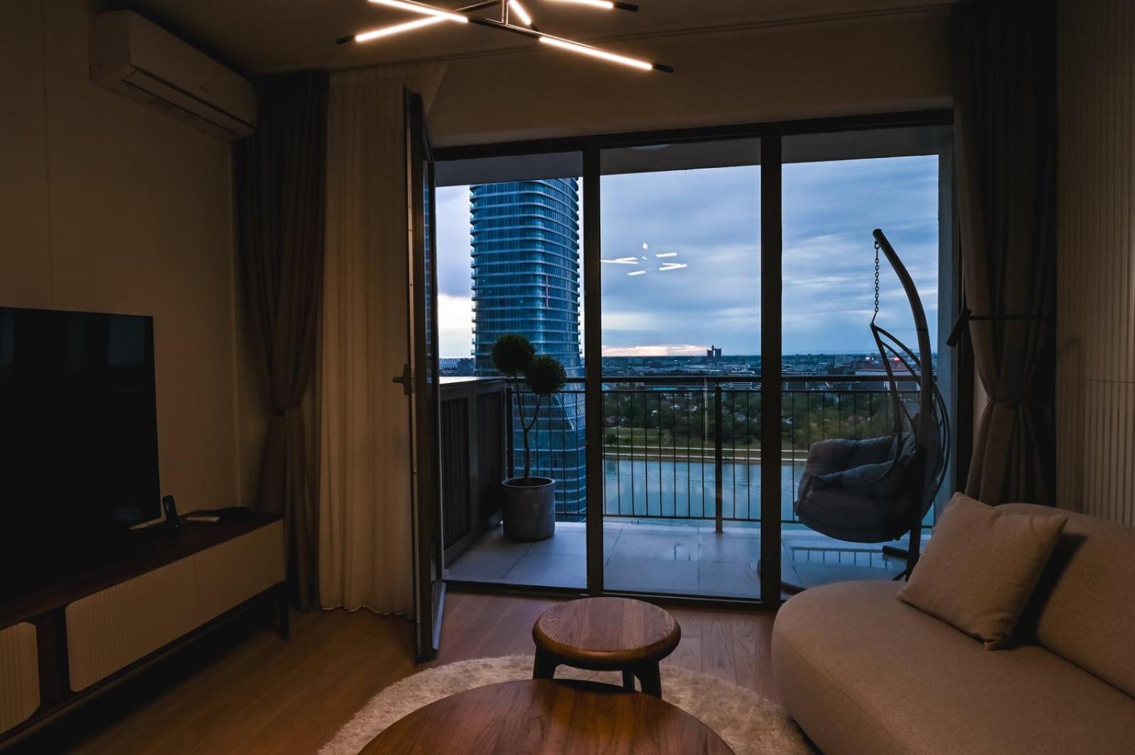 Escape - Waterfront Bw Aqua Apartment